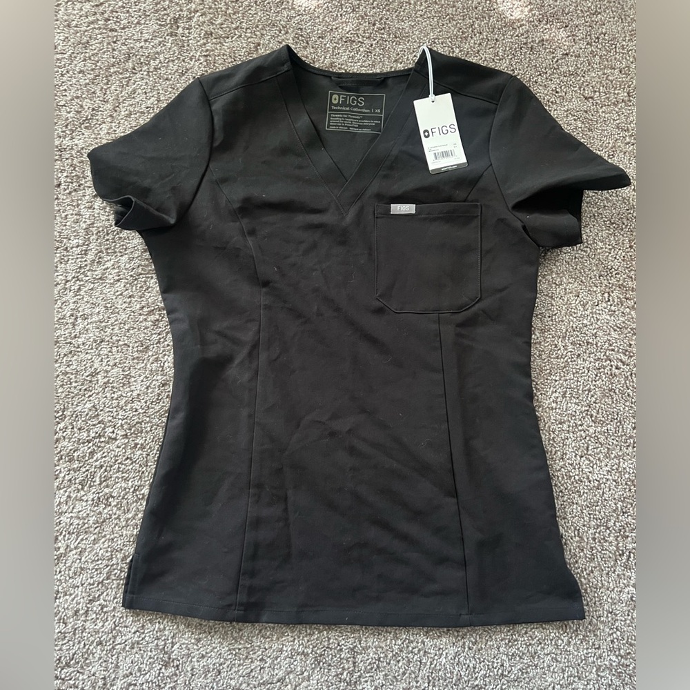 Figs Women's Short Sleeve Black V-Neck Scrub Top